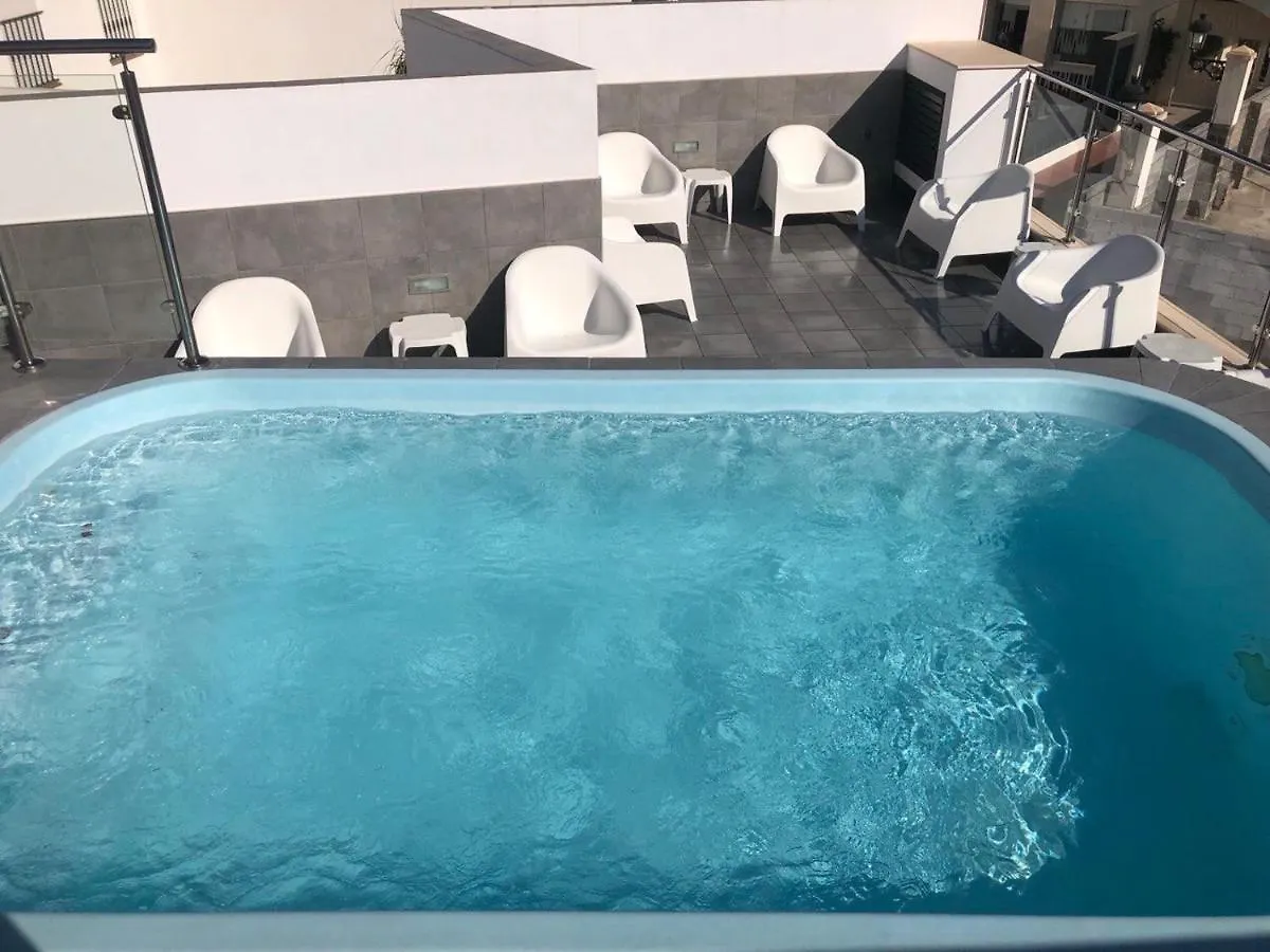 Apartamento 4 Gran8Nerja Lägenhet